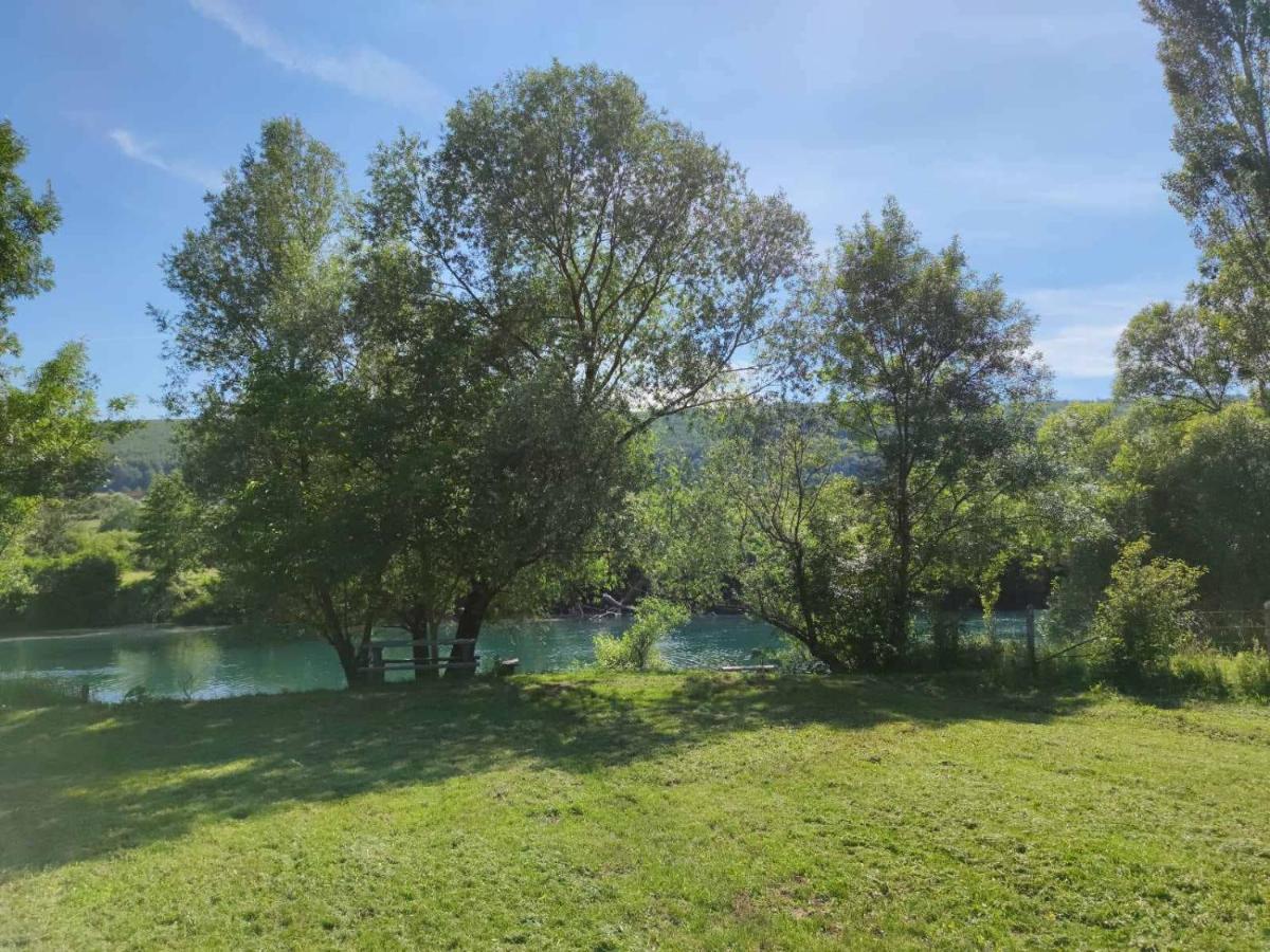 Una National Park Apartment Bihać Buitenkant foto